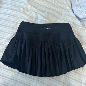 Goldhinge black skirt